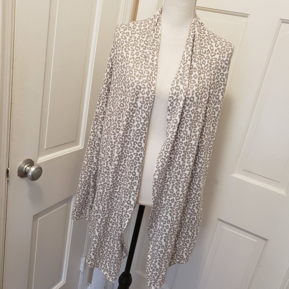 Wandering Dreams Loungewear Knit cardigan size Large, comfy, soft - Picture 1 of 9